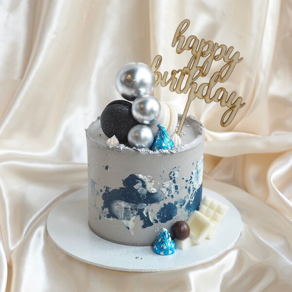 Theo Cake | Silver Blue Theme